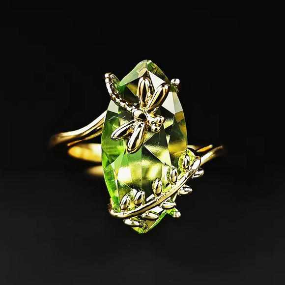 Green Stone Dragonfly Protector Ring